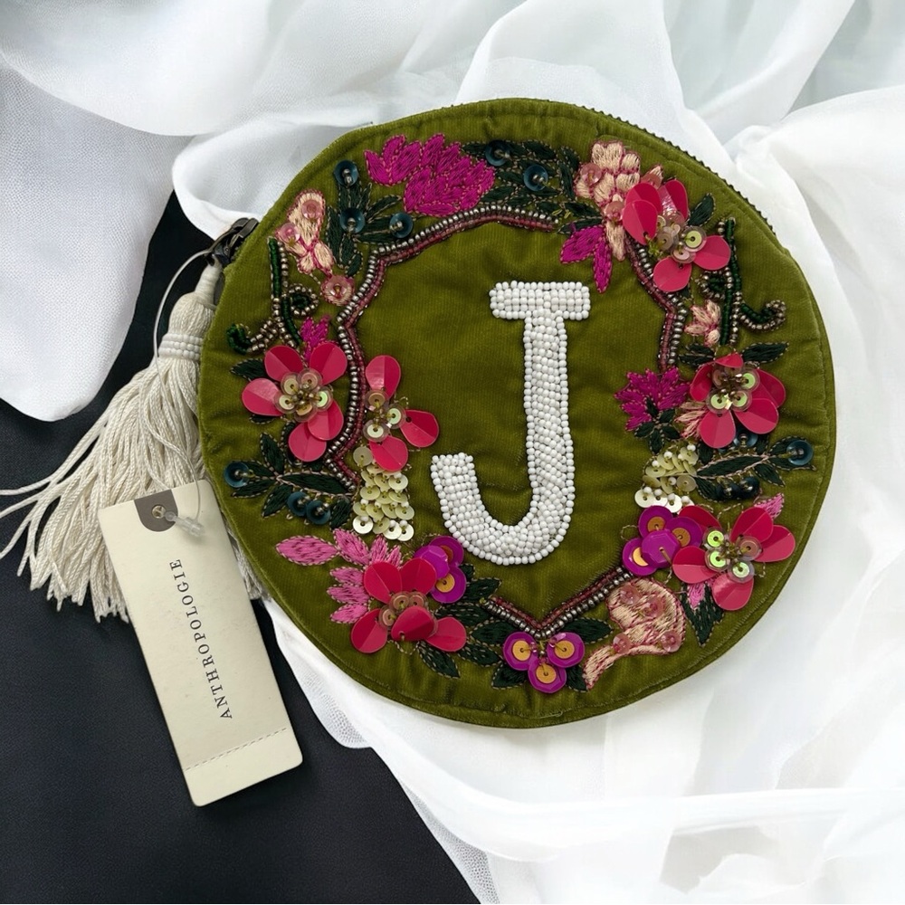 NWT Anthropologie Anna Harlow Russo Monogram Beaded Velvet Pouch Letter Wallet J